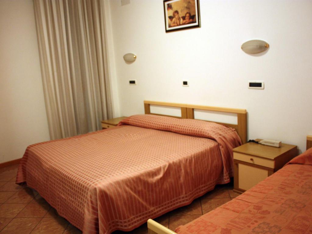 Albergo Bice Senigallia Buitenkant foto
